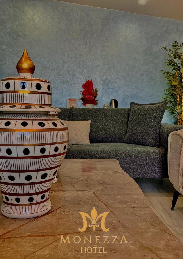 Monezza Avcilar Hotel Istanboel Buitenkant foto