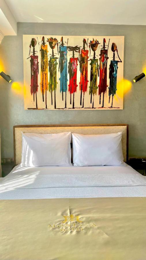 Monezza Avcilar Hotel Istanboel Buitenkant foto